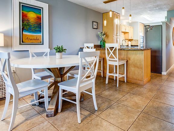 5th image of 1901 S Roosevelt Blvd APT 106W