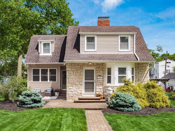 980 Woodhill Dr, Columbus, OH 43212