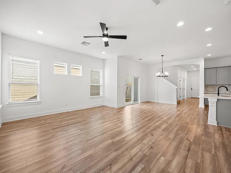 5312 Bruno St — Photo 11