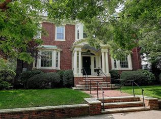 37 Cooke St, Providence, RI 02906