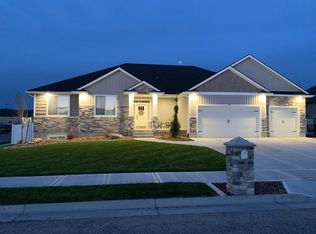 564 Pheasant Run Cir, Rigby, ID 83442