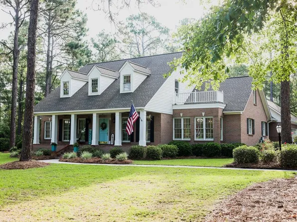 5002 Forest Lake Dr W, Tifton, GA 31794