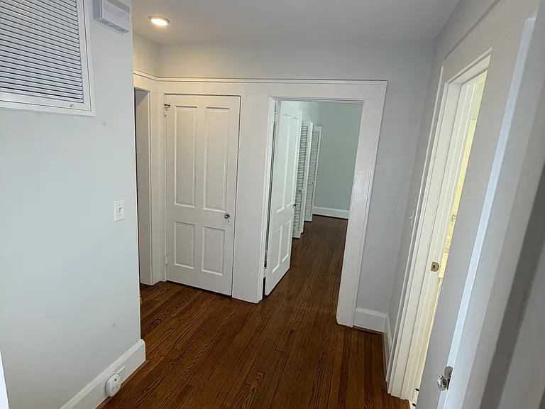 41 Smith St #B — Photo 11