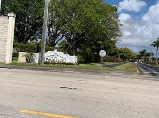 1111 Green Pine Blvd APT D2, West Palm Beach, FL 33409