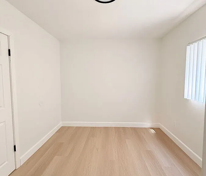 4705 Willow Brook Ave #2 — Photo 9