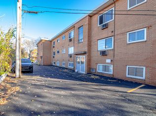 3118 W 14th St APT 303, Cleveland, OH 44109