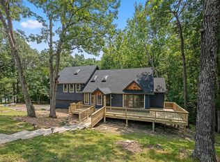 2018 Country Club Estates Dr, Pacific, MO