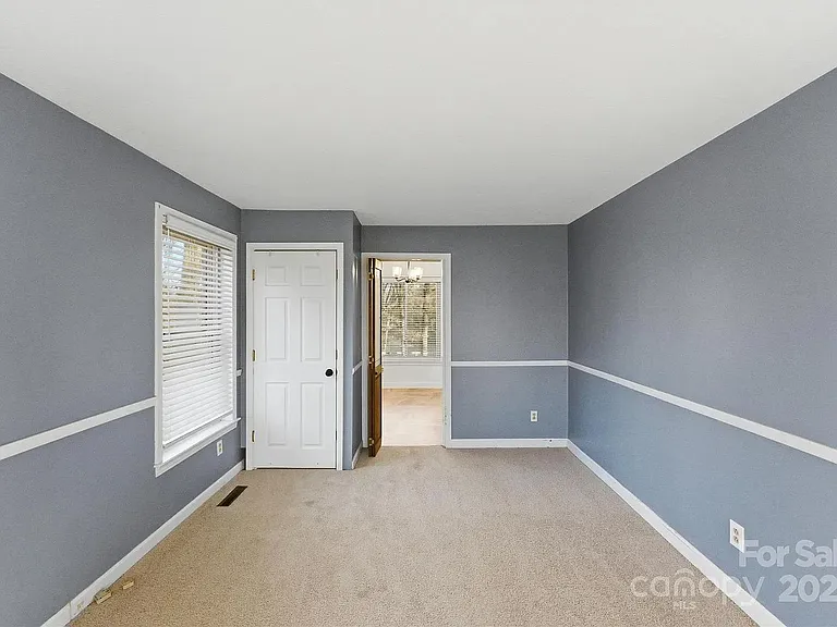 1051 Cox Mill Rd — Photo 4