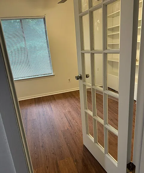 74 Park Gate Dr — Photo 23