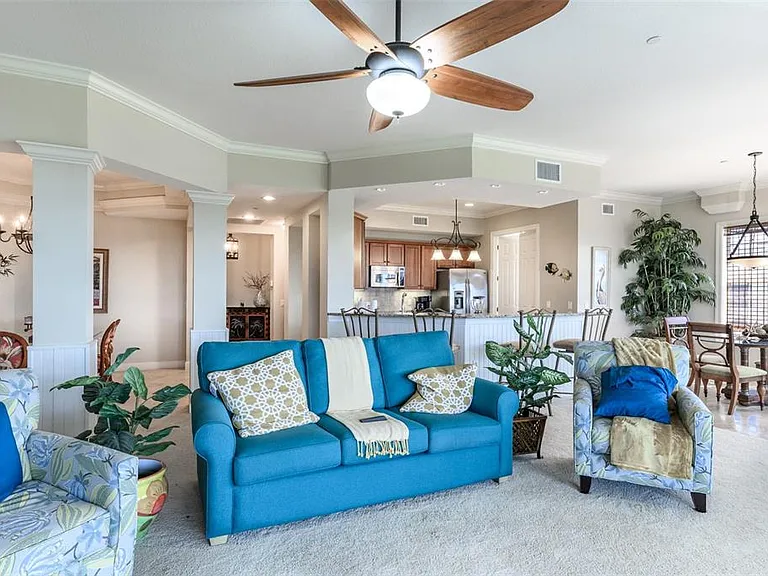8581 Amberjack Cir #301 — Photo 38