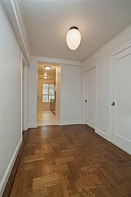Rented by R New York | media 29