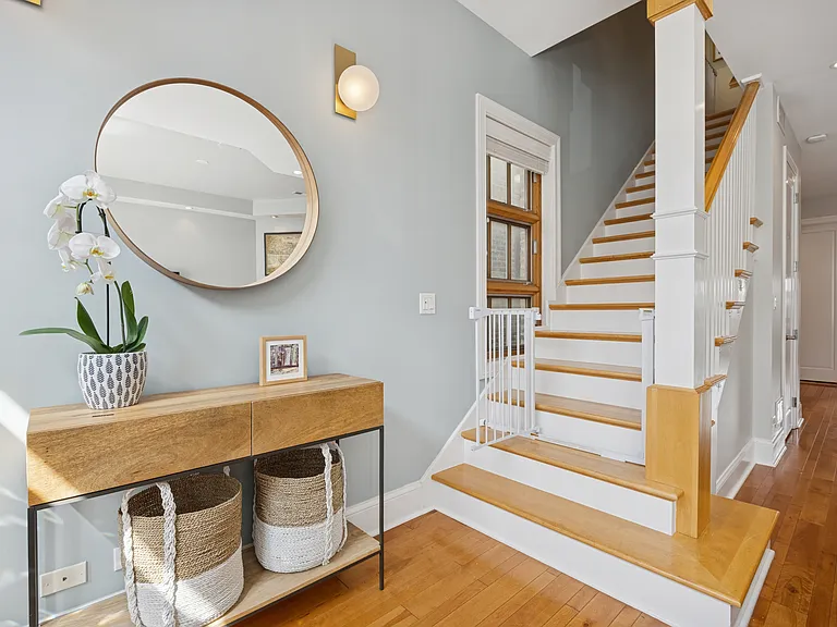 1065 N Marshfield Ave #2 — Photo 13