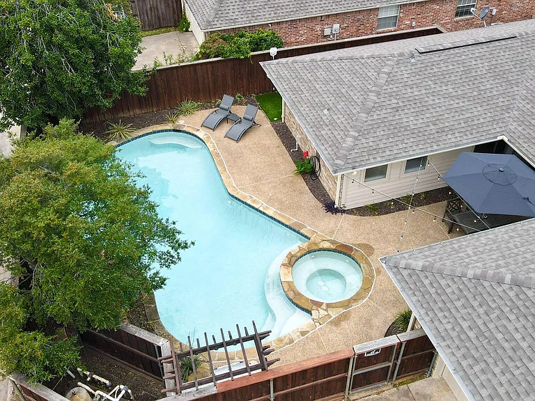 502 Stillmeadow Dr — Photo 46