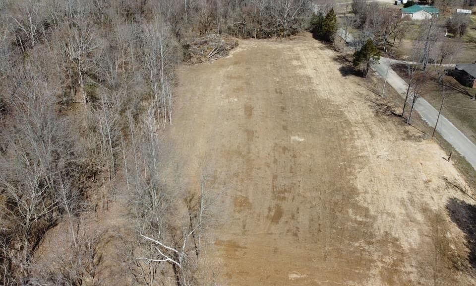 1st image of Burnett Rd