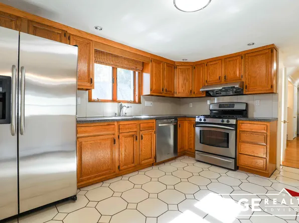 20 Brackett St #3, Brighton, MA 02135