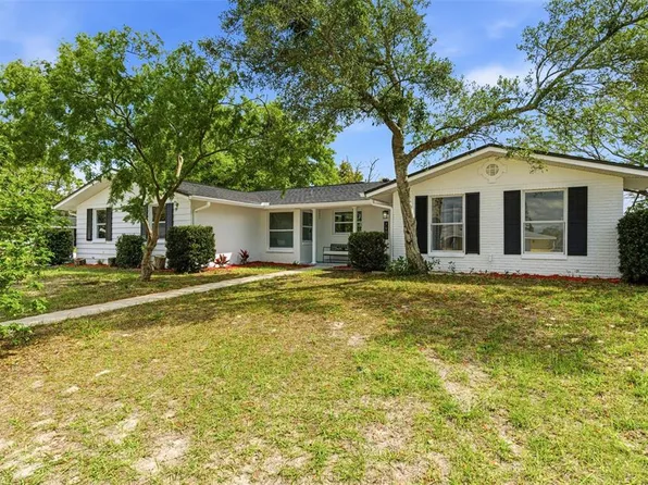 7924 Talisman Dr, Port Richey, FL 34668