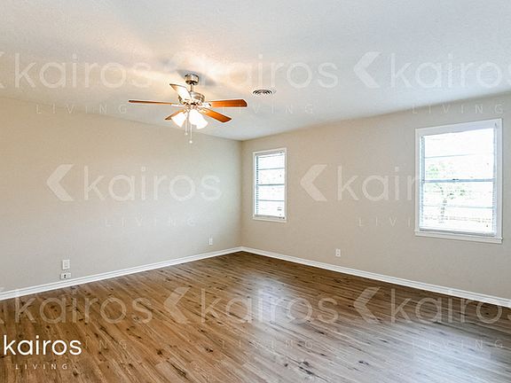 3rd image of 1031 19th Ave N