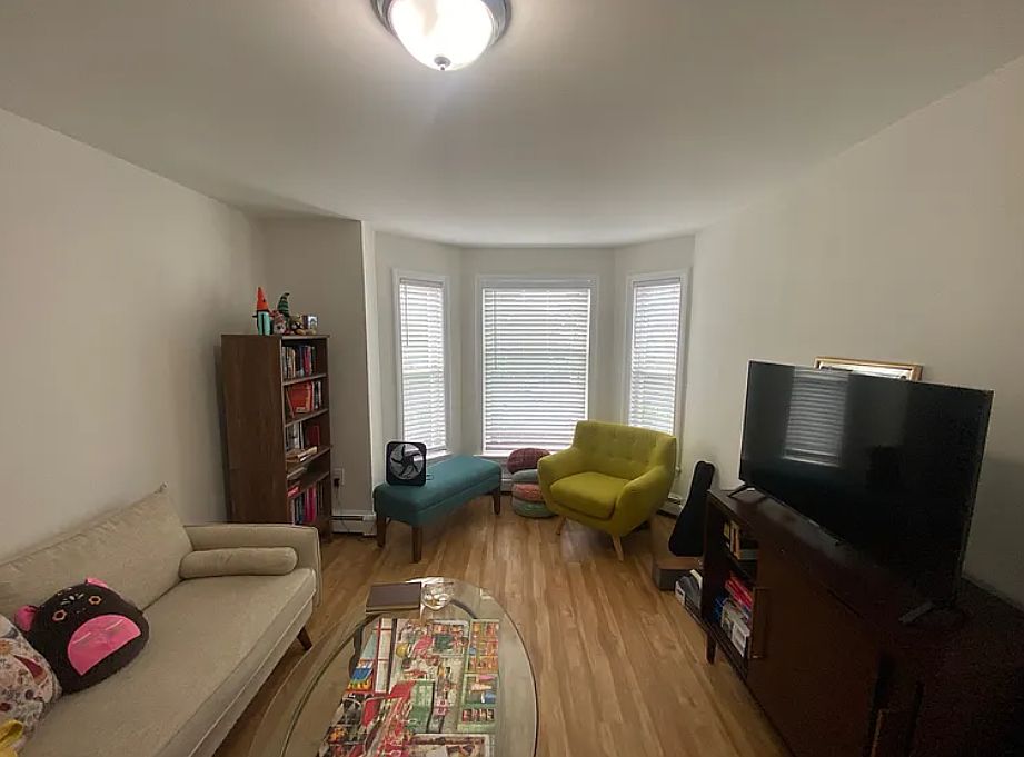 1st image of 69 Florence St #1