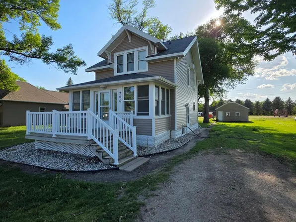 206 N Brook Ave, Porter, MN 56280