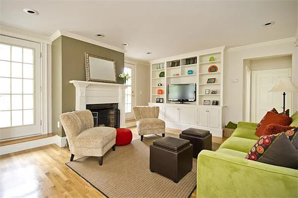54 Chestnut St #2 — Photo 2