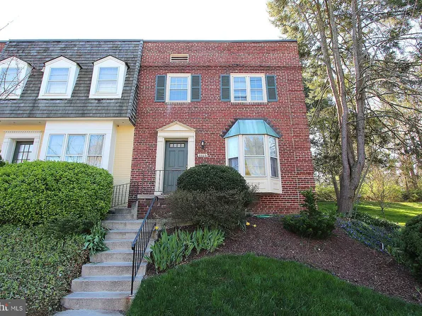 6635 Hillandale Rd #102, Chevy Chase, MD 20815