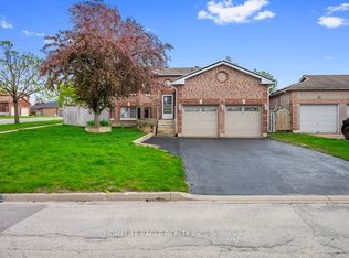 18 Nugent Ct, Barrie, ON L4N7A9