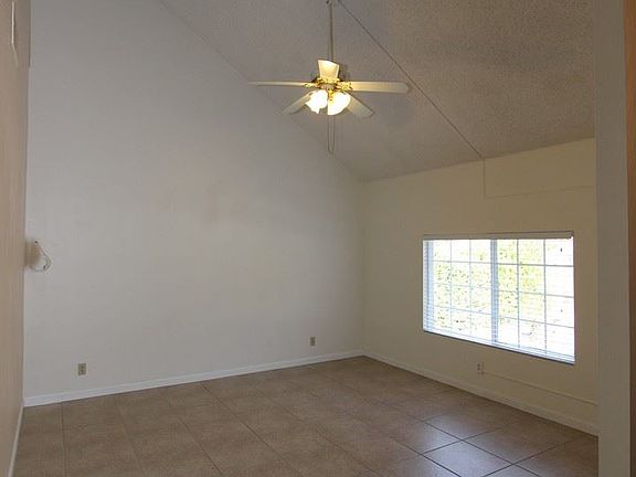 4th image of 2457 Boyington Pl
