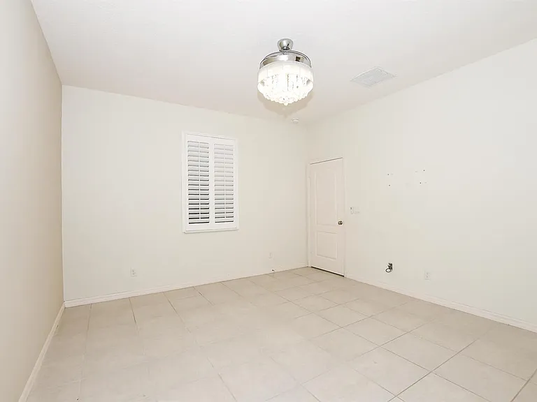 1618 Merriment Way — Photo 13