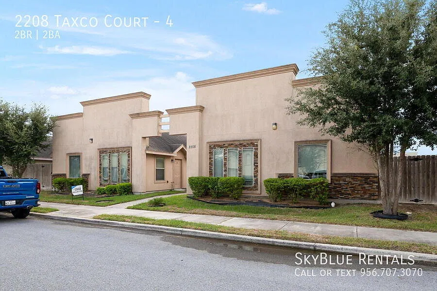 2208 Taxco Ct #4