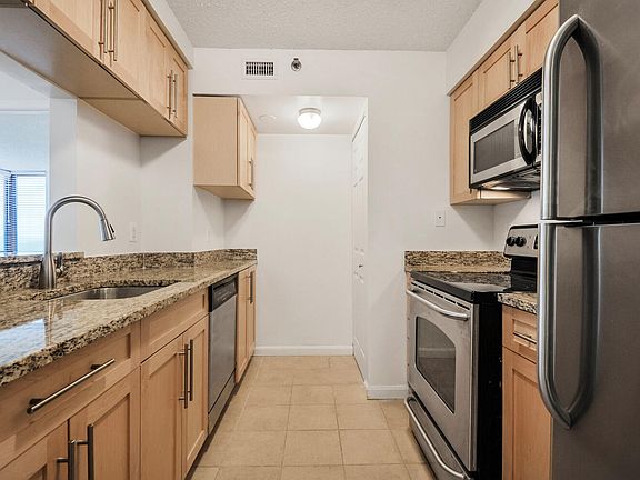 5th image of 10101 Grosvenor Pl #1306-1306-1306