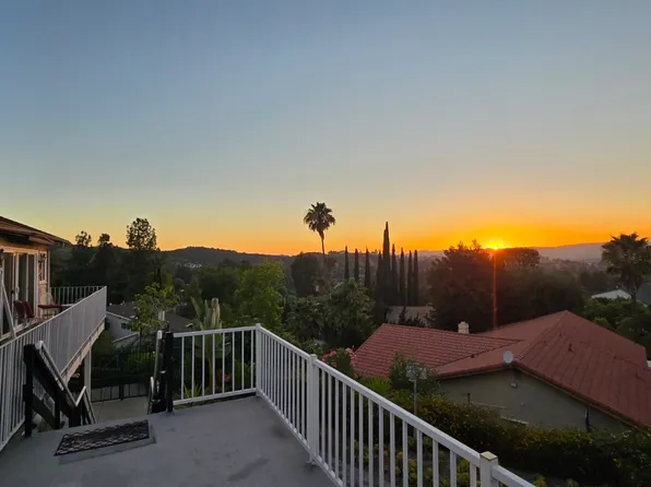 20215 Ruston Rd, Woodland Hills, CA 91364