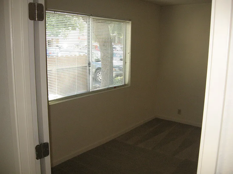2950 Portage Bay — Photo 156