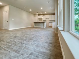 237 N Sherman Ave, Van Alstyne, TX 75495