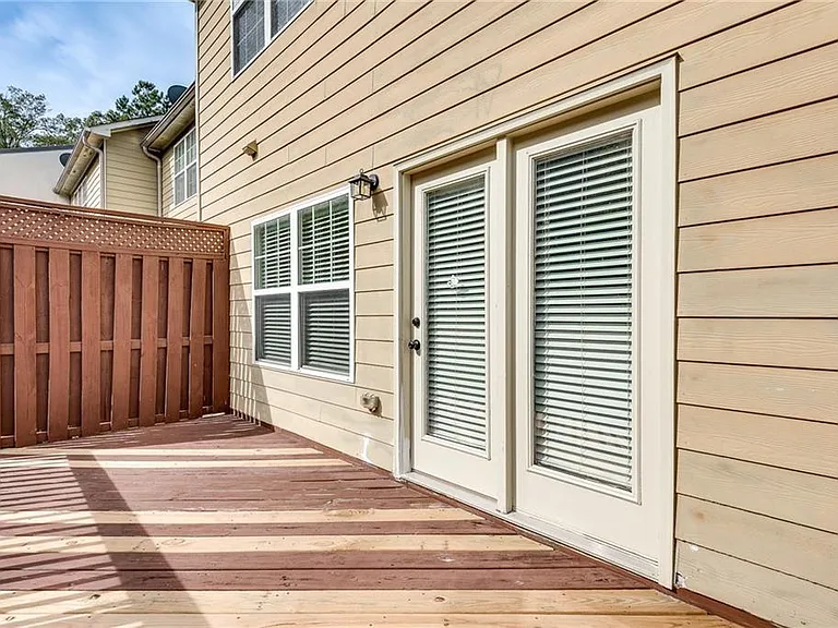 1684 Northgate Mill Dr — Photo 38