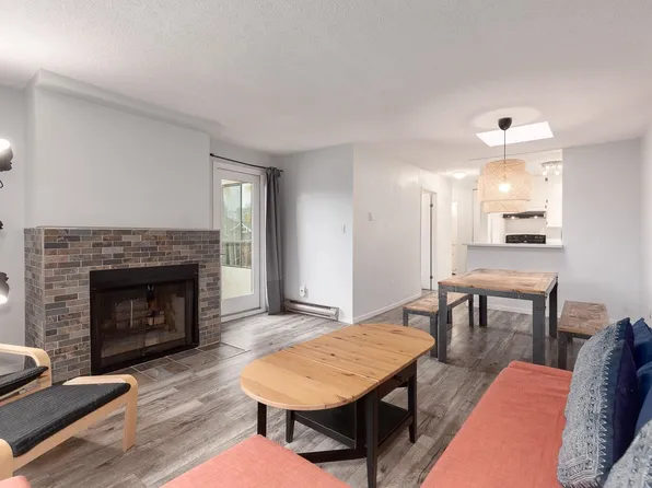 1775 W 10th Ave #306, Vancouver, BC V6J 2A4