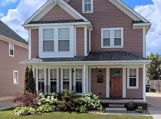 2260 Hamata St, Ferndale, MI 48220