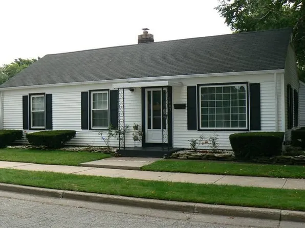 7405 Alexander Ave, Hammond, IN 46323
