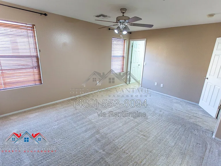 1423 N 81st Ave — Photo 28