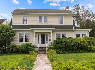 41 E River Rd, Rumson, NJ 07760