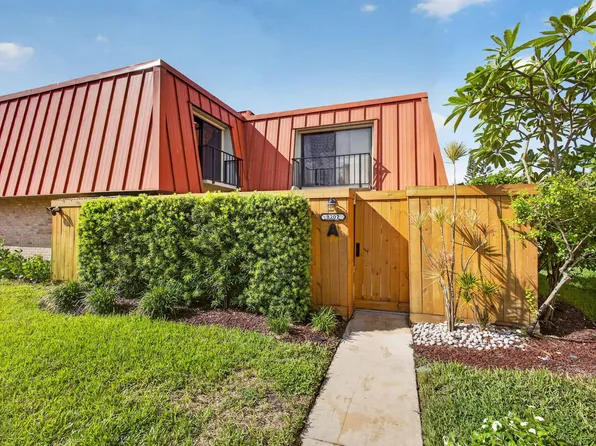 3202 Meridian Way N #A, Palm Beach Gardens, FL 33410