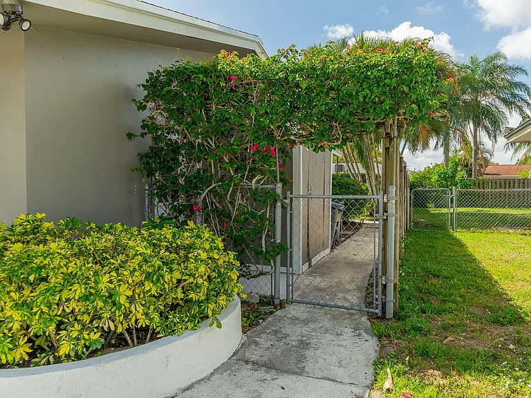 4370 Flax Ct — Photo 28