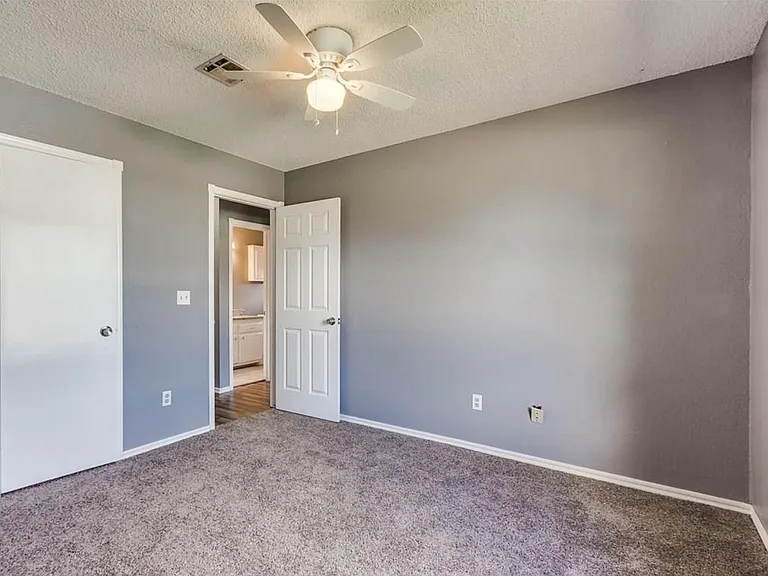 8412 Bellmon Ave — Photo 11