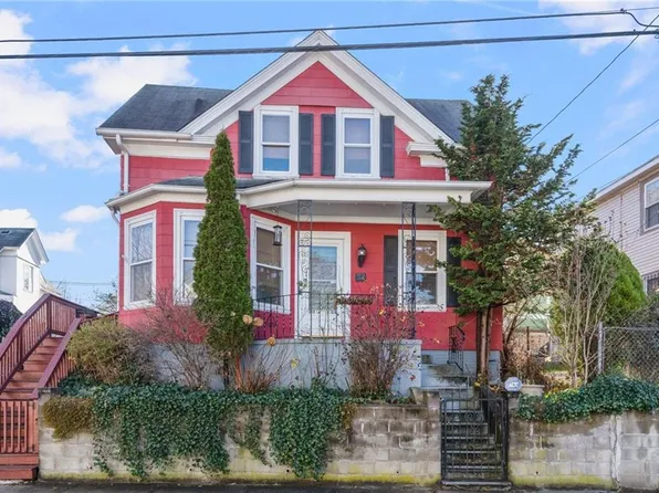 34 Sassafras St, Providence, RI 02907