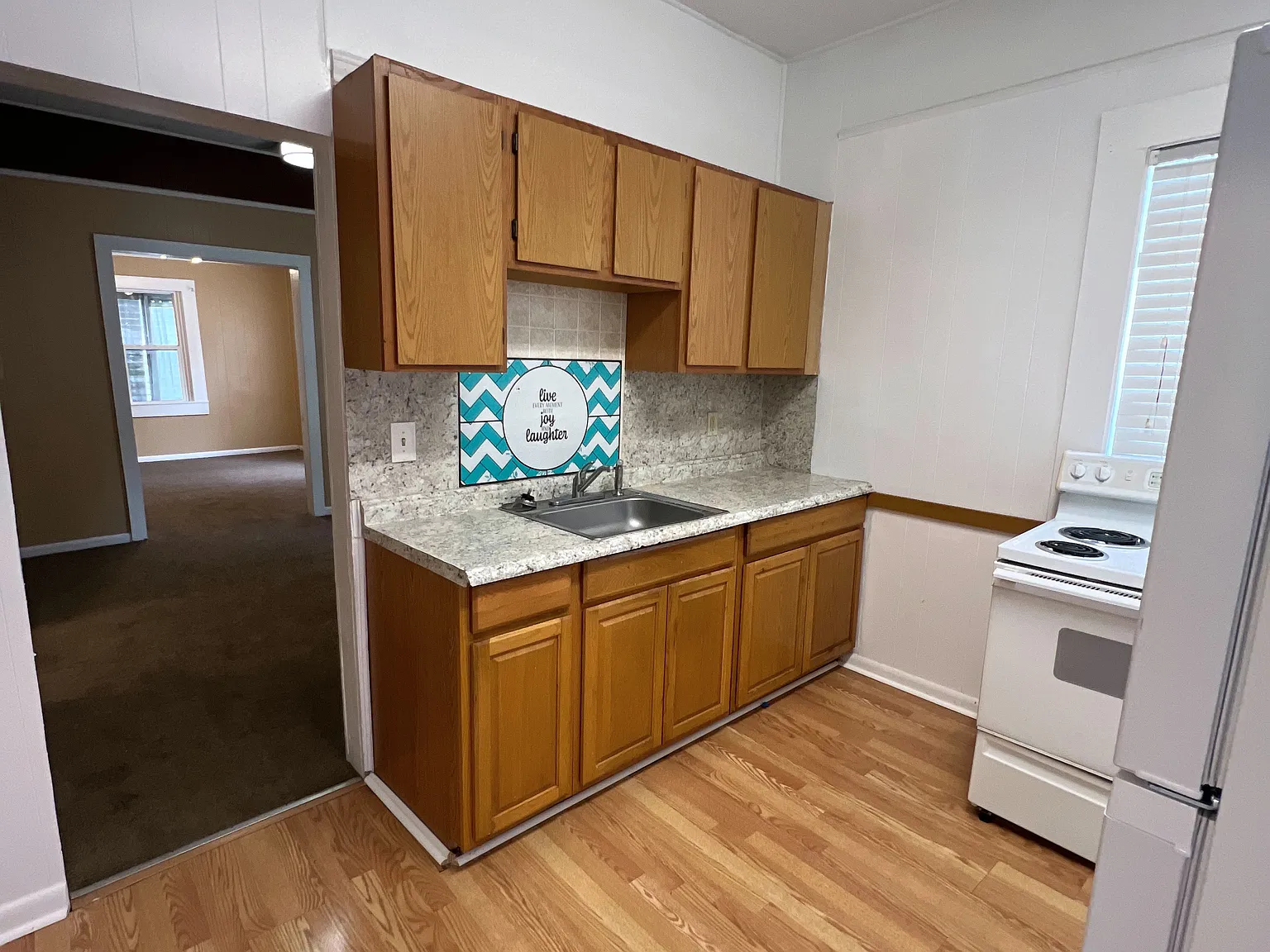 Affordable 3BR + Storage in Central Ormond Beach — Photo 3
