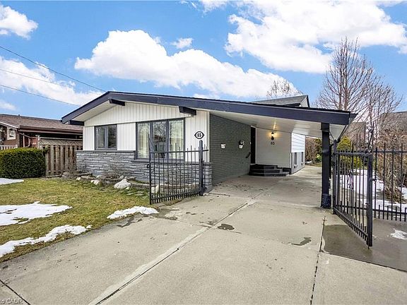 4th image of 85 Ranchdale Dr