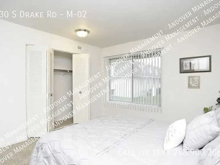330 S Drake Rd #M-02 — Photo 18