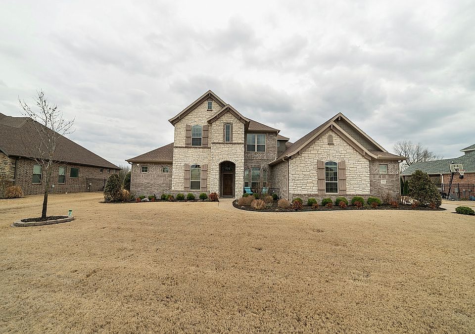 1st image of 3084 N Harrier Dr