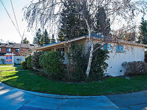 3rd image of 26509 Montana Way