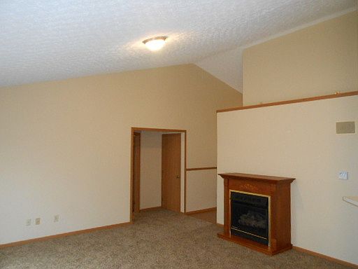 2nd image of 3595 Lake Albert Way