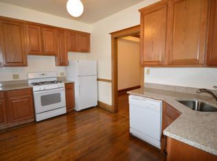 3711 N Fremont St #2, Chicago, IL 60613